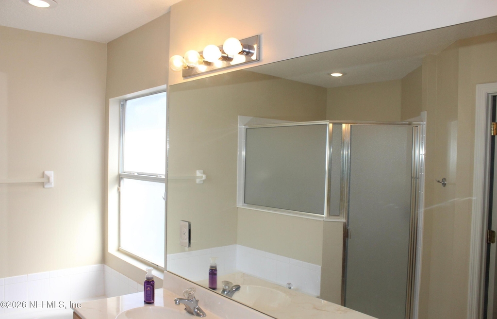 684 Sid Drive - Photo 3
