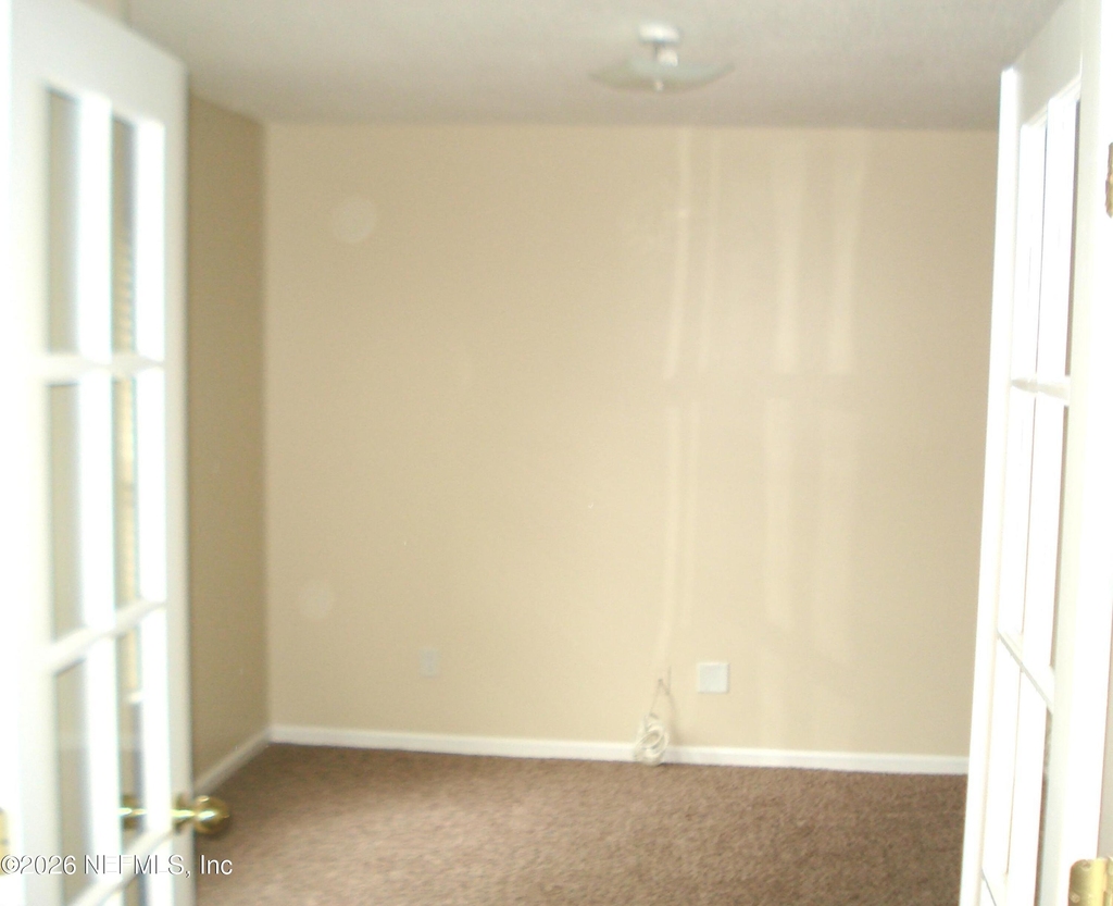 684 Sid Drive - Photo 8