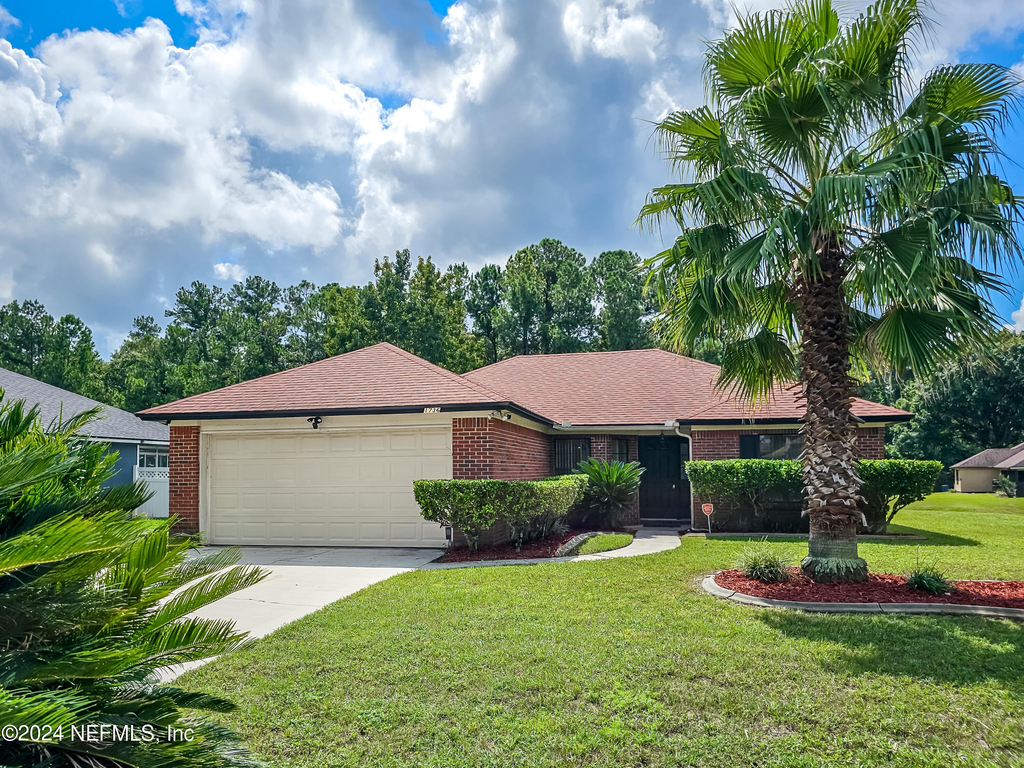 1736 Daytona Lane - Photo 2