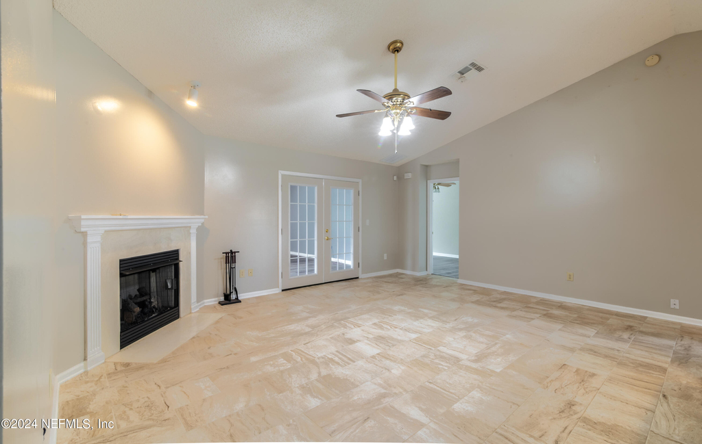 1736 Daytona Lane - Photo 4
