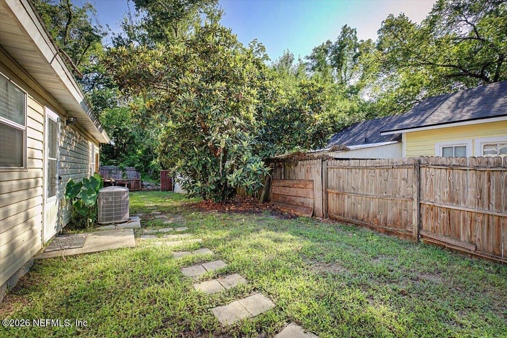 3303 Broadway Avenue - Photo 20