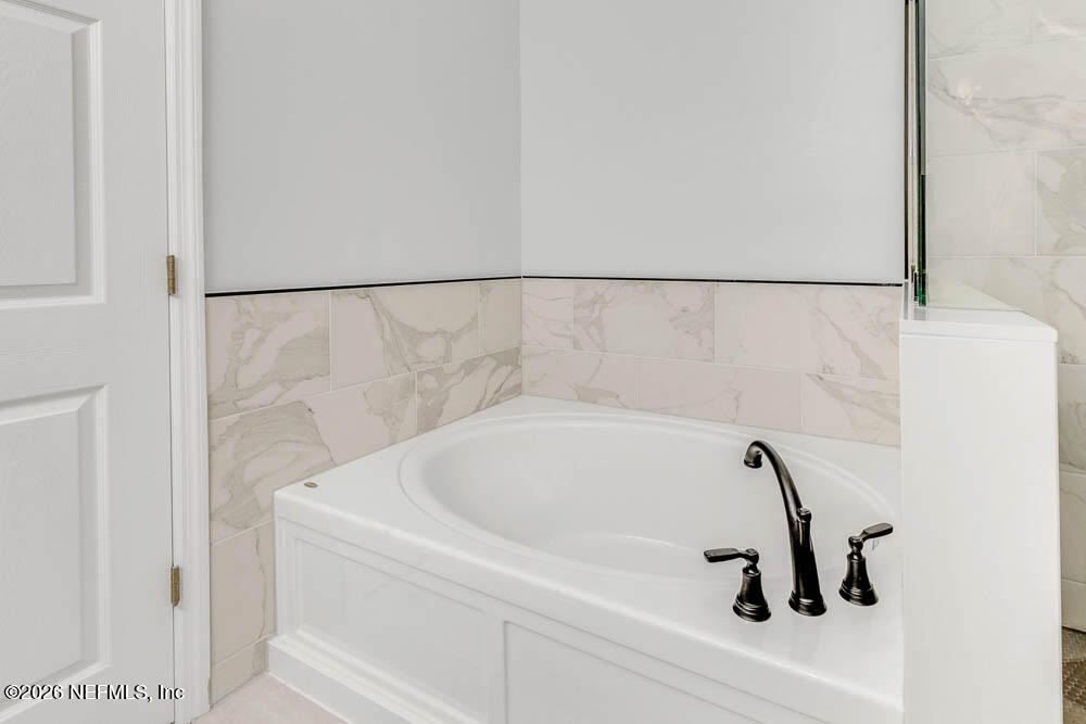 12301 Kernan Forest Boulevard - Photo 18