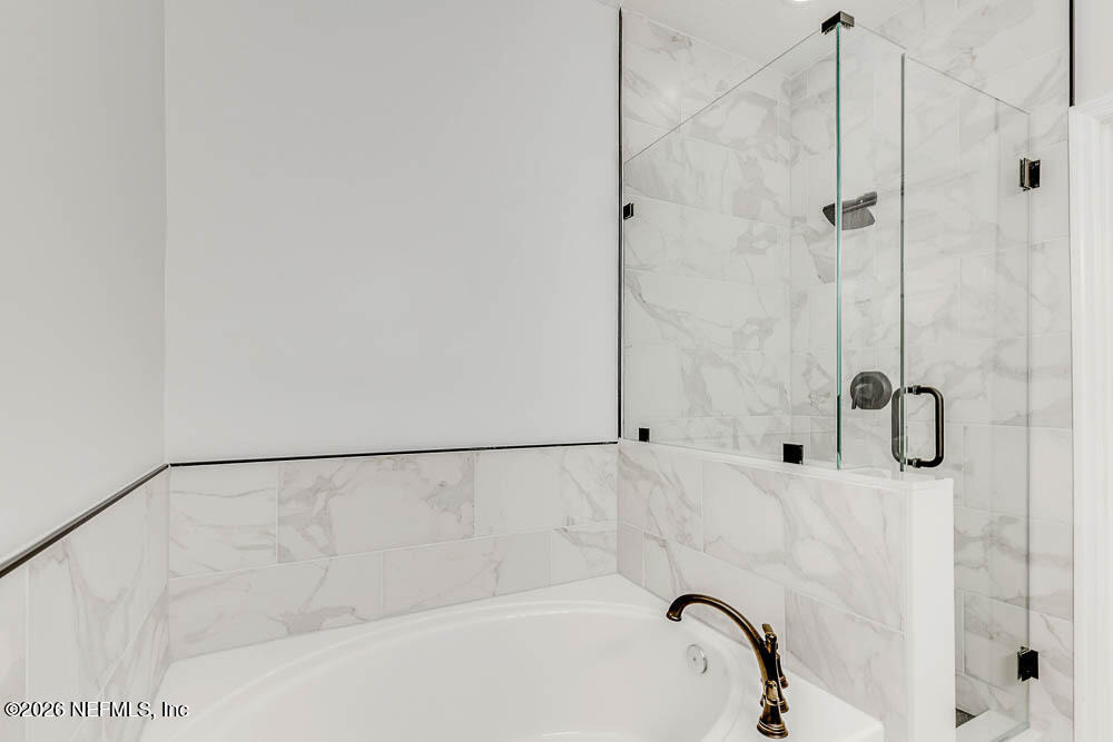 12301 Kernan Forest Boulevard - Photo 16