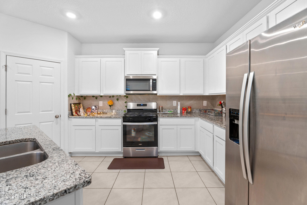 27 Coastline Way - Photo 5