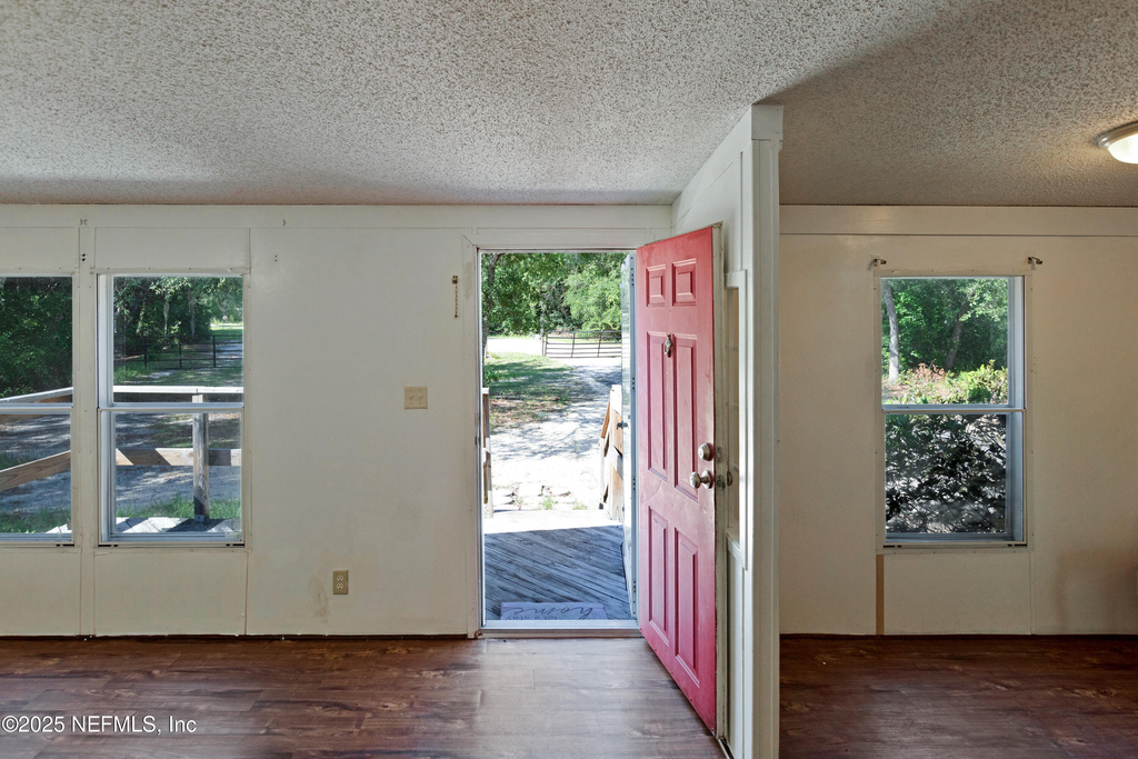7463 Lilly Court - Photo 2