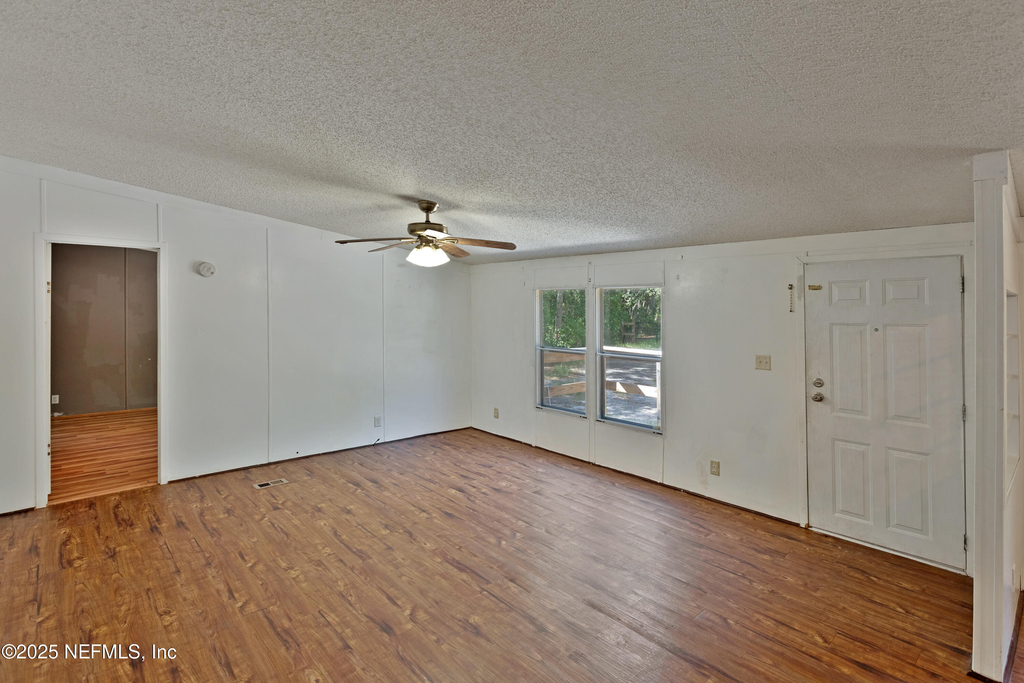 7463 Lilly Court - Photo 3