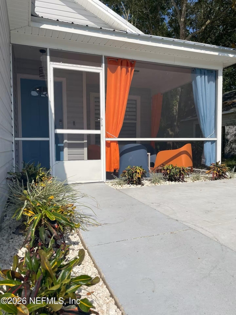 232 Nesmith Avenue - Photo 3