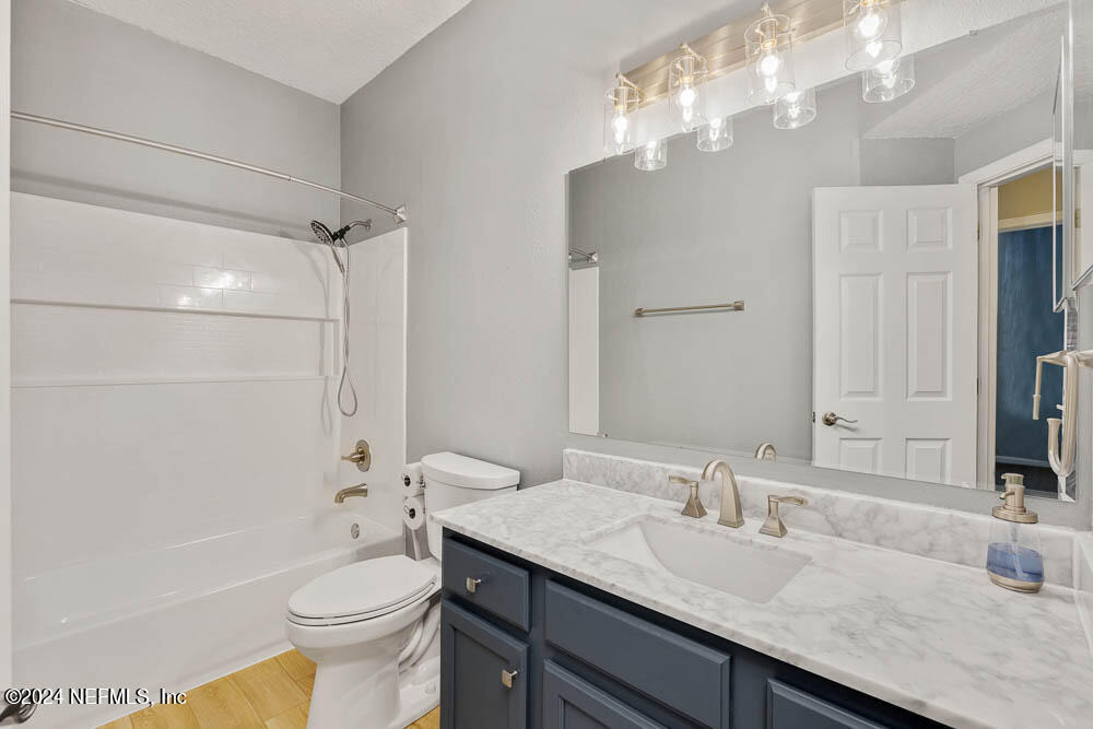 12423 Forest Lake Circle N - Photo 15
