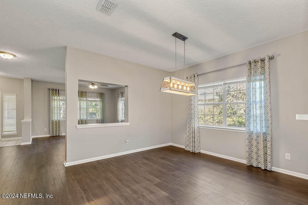 12423 Forest Lake Circle N - Photo 7