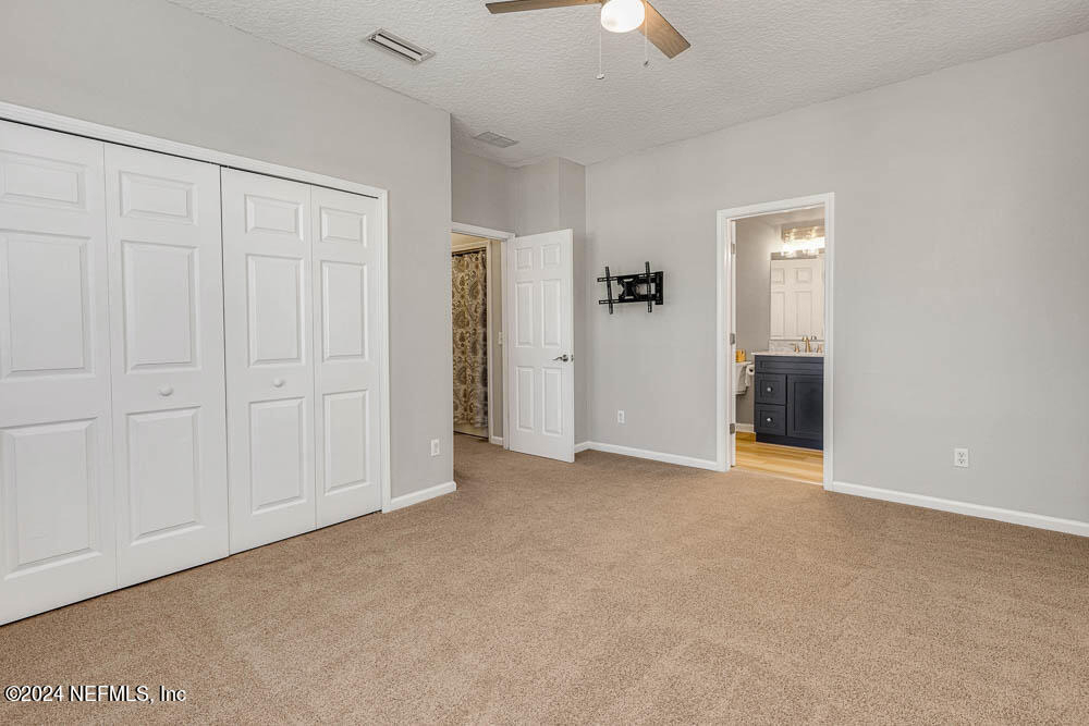 12423 Forest Lake Circle N - Photo 18