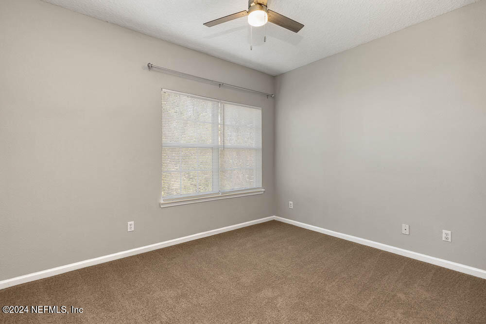 12423 Forest Lake Circle N - Photo 14