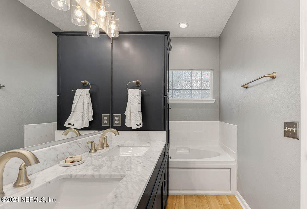 12423 Forest Lake Circle N - Photo 20