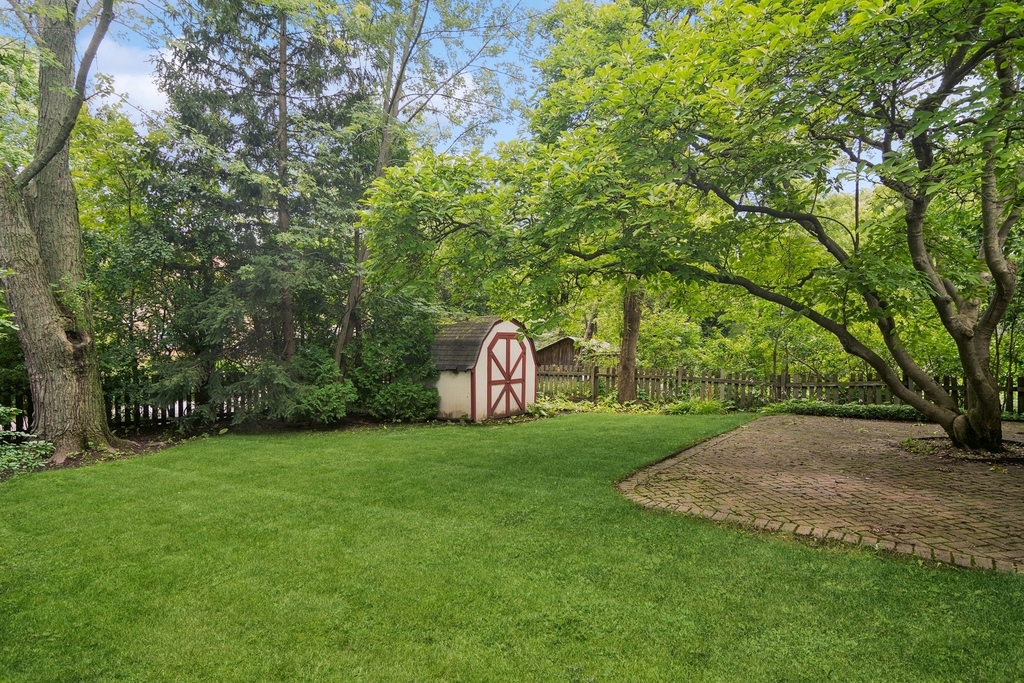 639 Melody Lane - Photo 12
