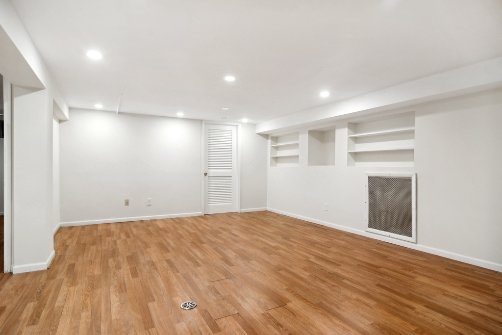639 Melody Lane - Photo 10