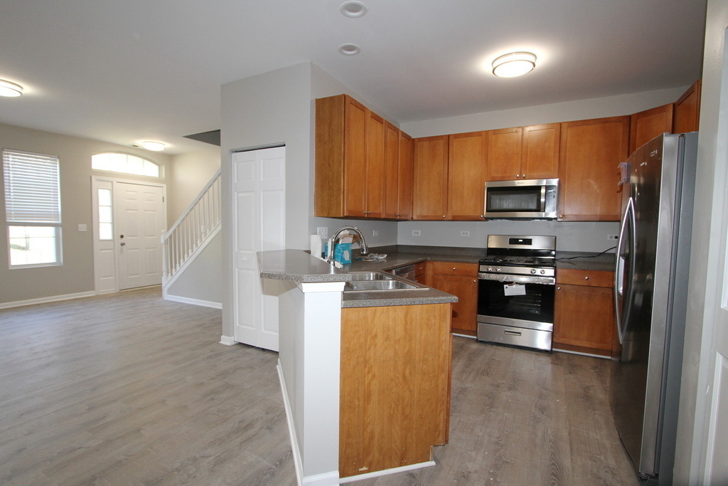 353 Springbrook Trail S - Photo 3