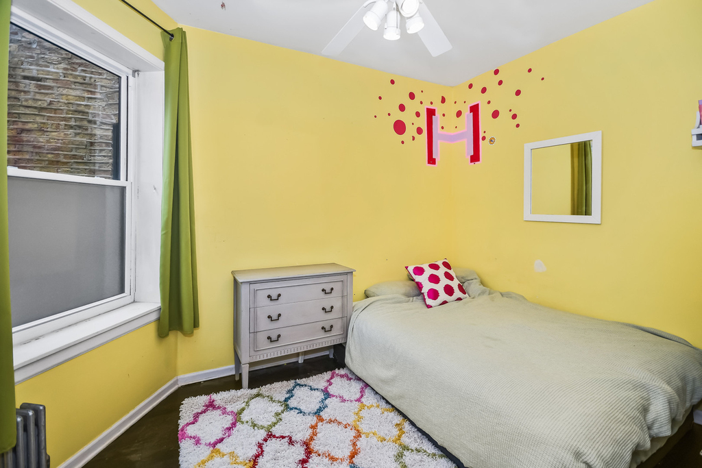 4706 N Maplewood Avenue - Photo 9