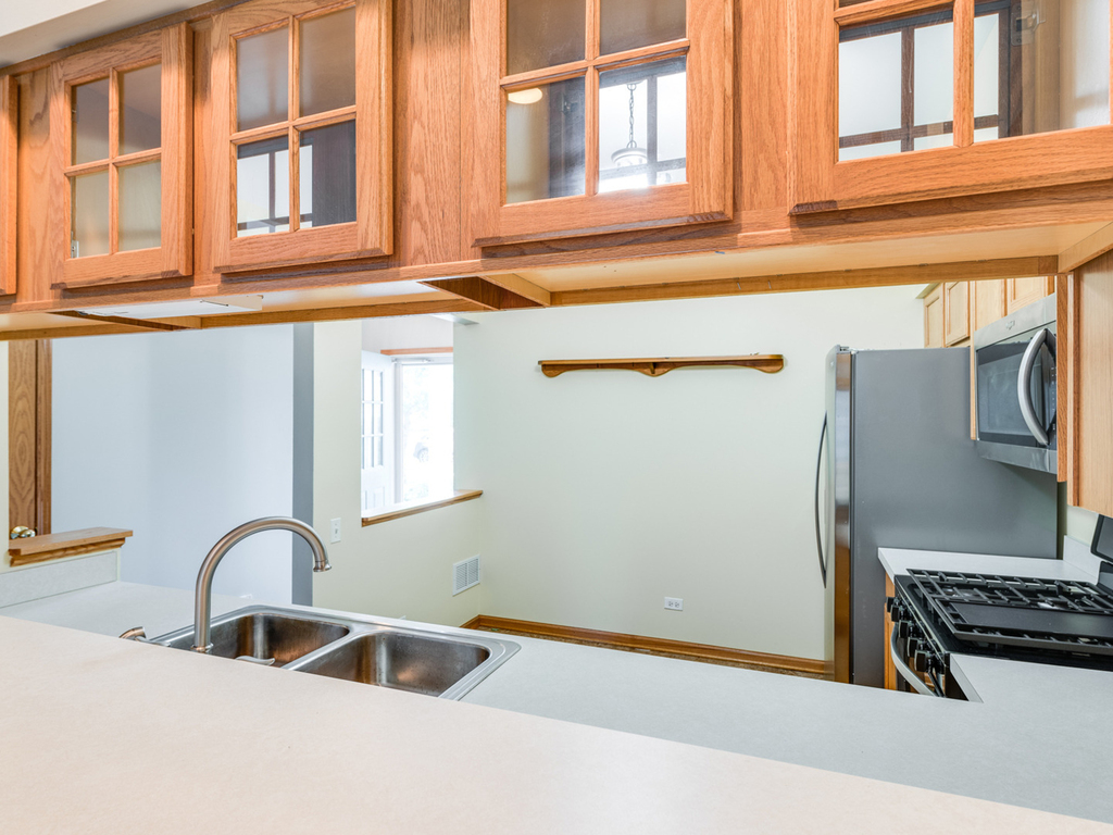 2535 Carrolwood Road - Photo 3