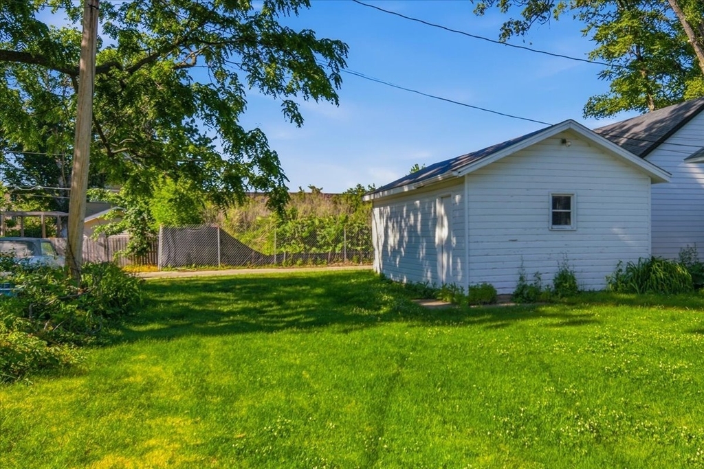 311 North Avenue - Photo 20