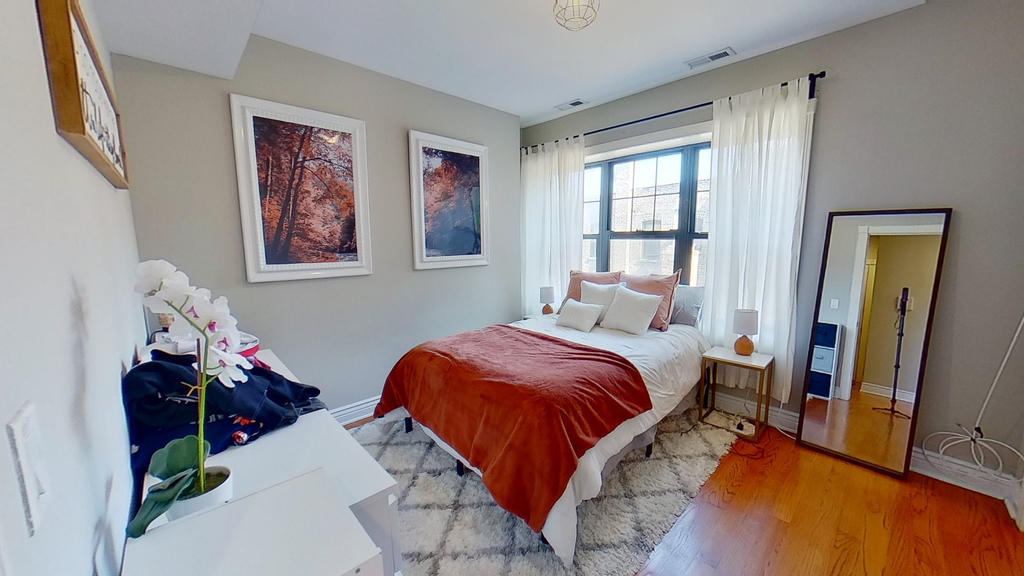 6300 N Rockwell Street - Photo 8