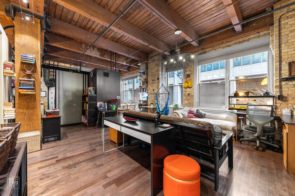 540 N Lake Shore Drive - Photo 2