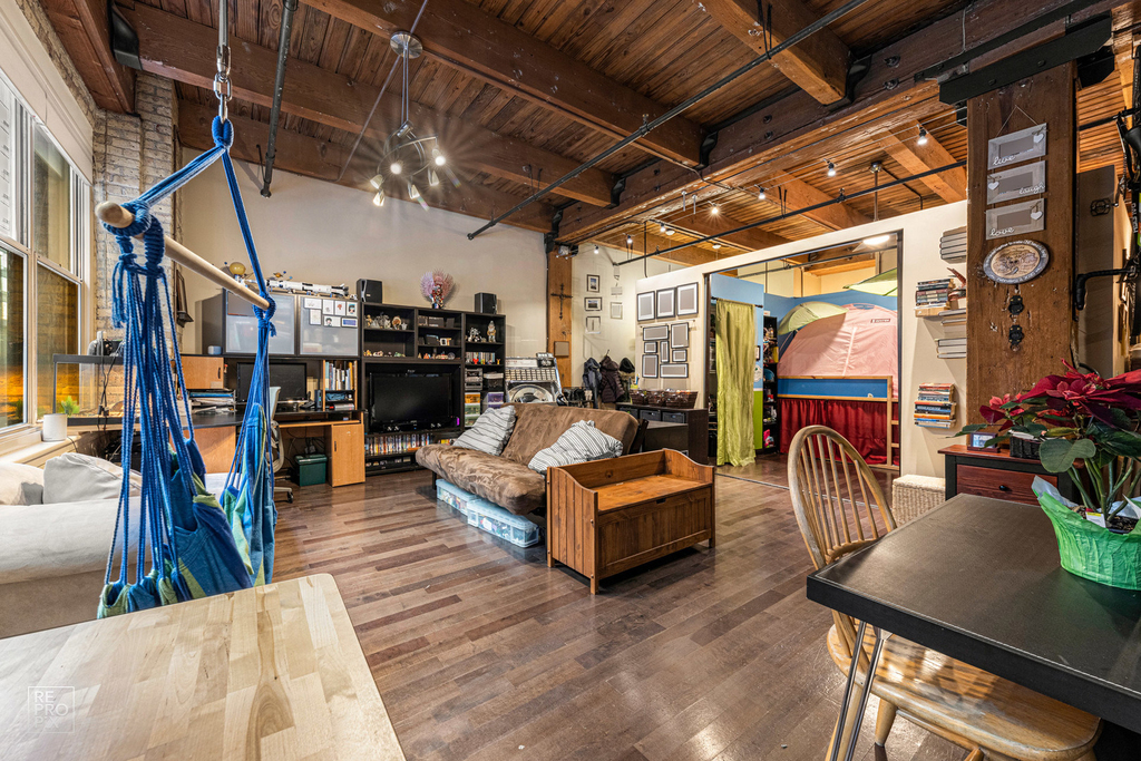 540 N Lake Shore Drive - Photo 3