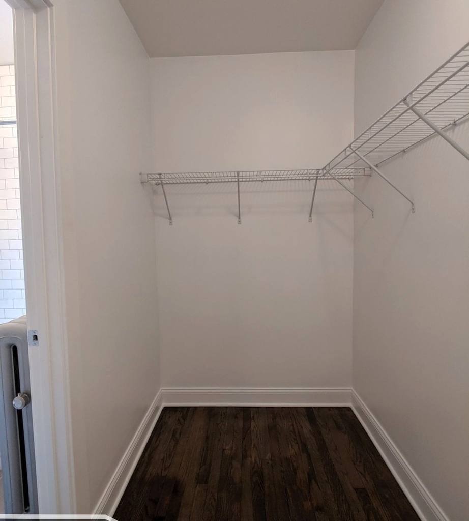 2643 N Spaulding Avenue - Photo 11