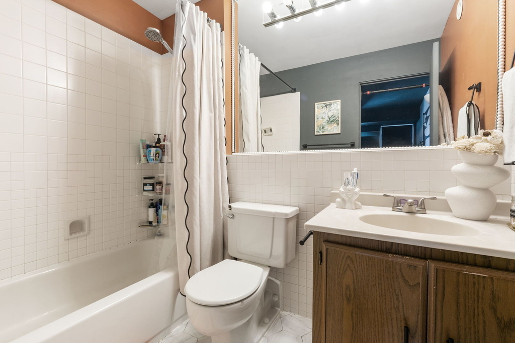 40 E 9th Street - Photo 7