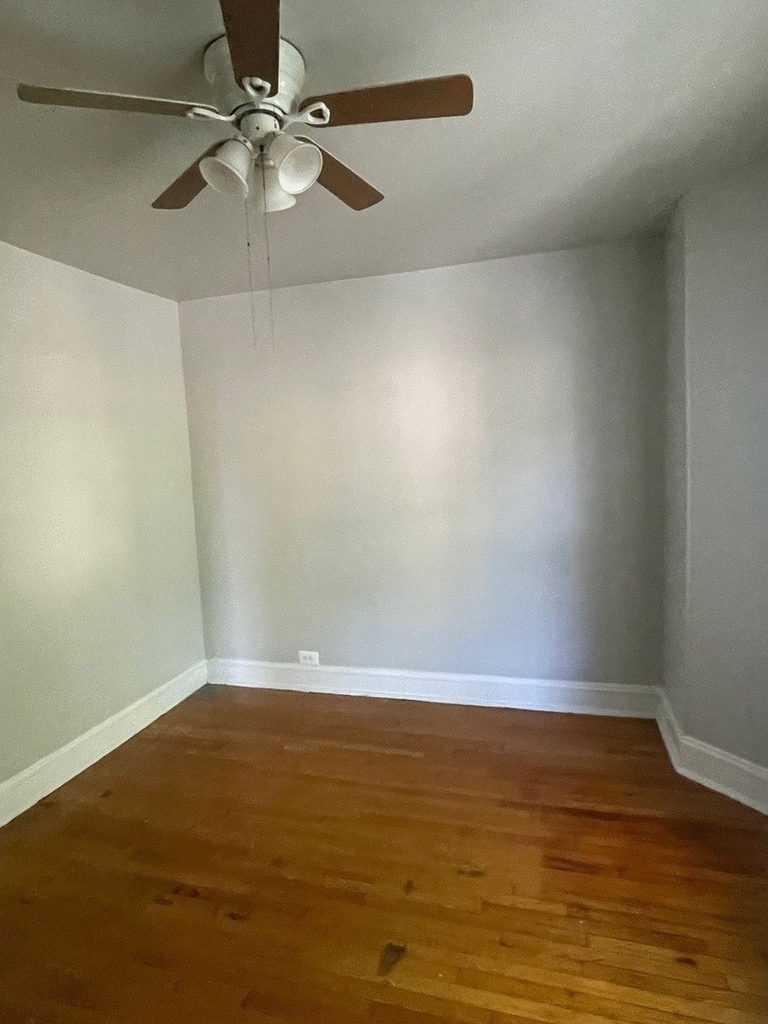 6235 W Wabansia Avenue - Photo 4