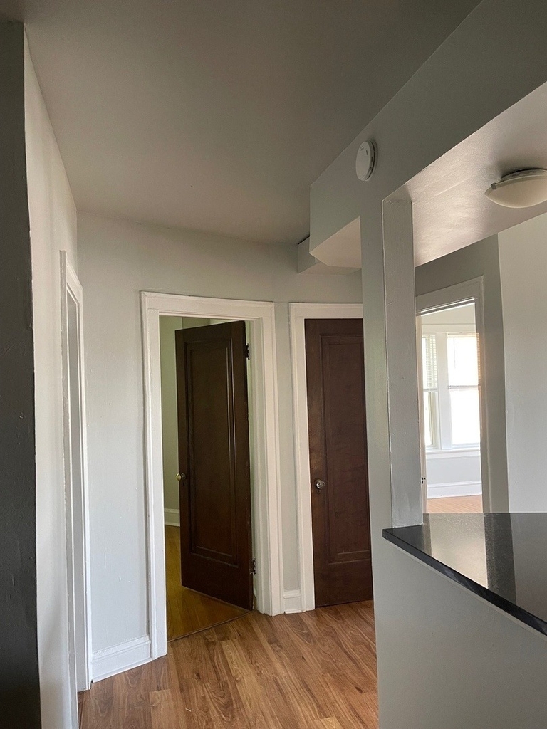 6235 W Wabansia Avenue - Photo 7