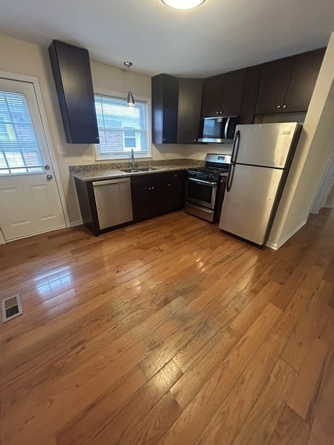 115 W Ash Street - Photo 5