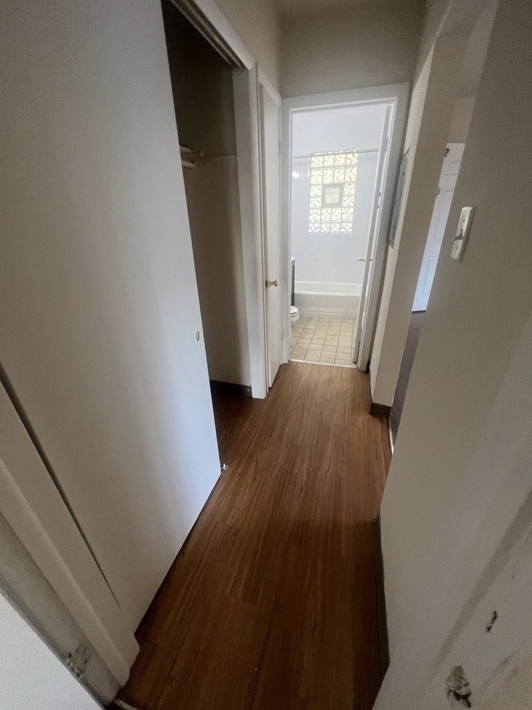 5741 W 35th Street - Photo 5