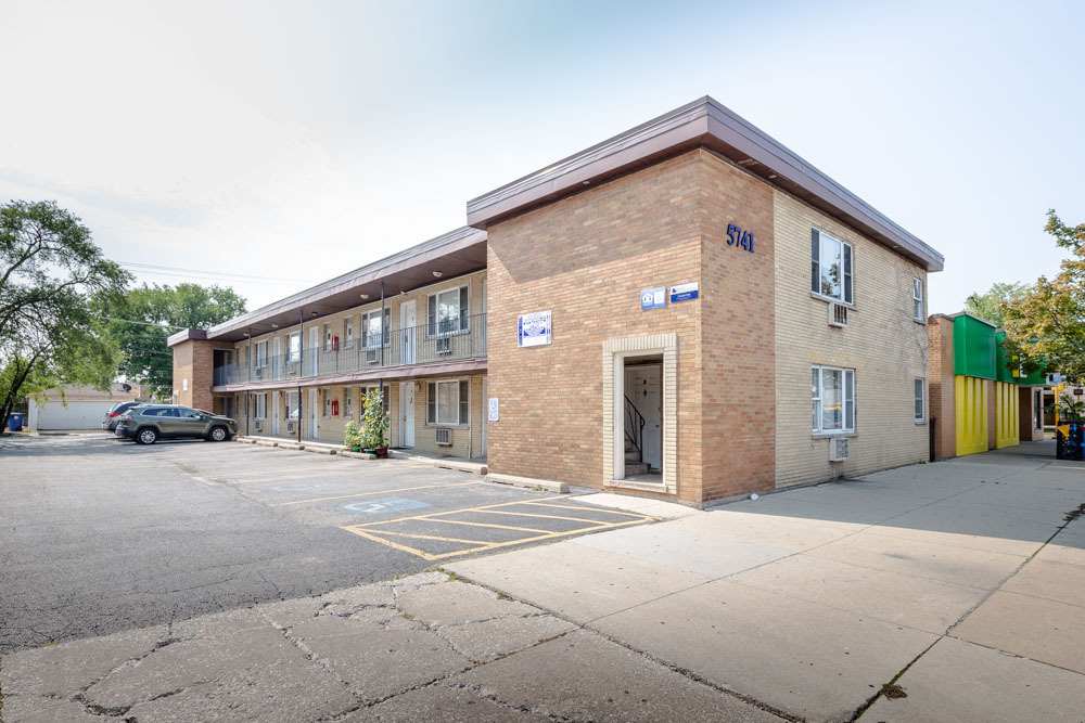 5741 W 35th Street - Photo 0