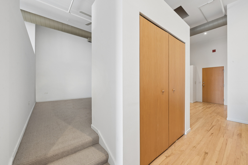 3151 N Lincoln Avenue - Photo 12