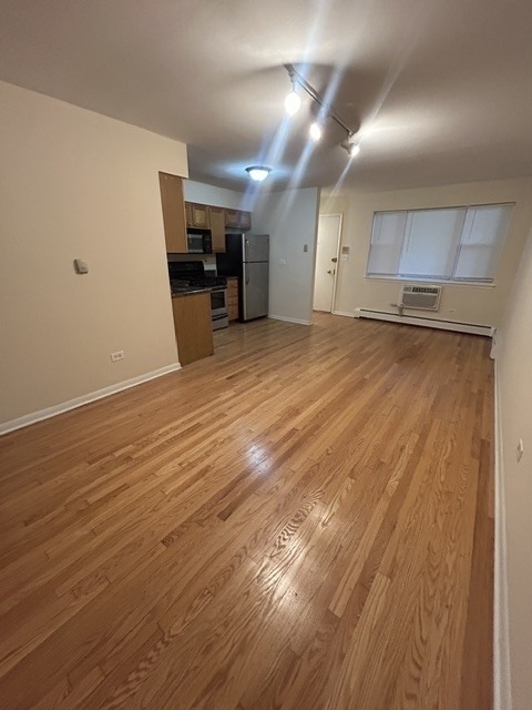 4056 N California Avenue - Photo 7