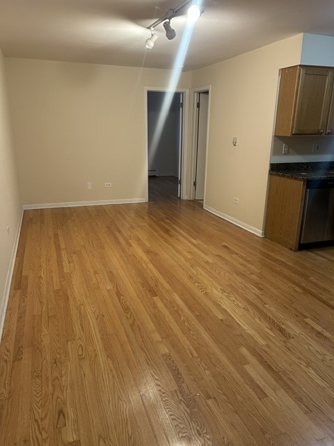 4056 N California Avenue - Photo 5