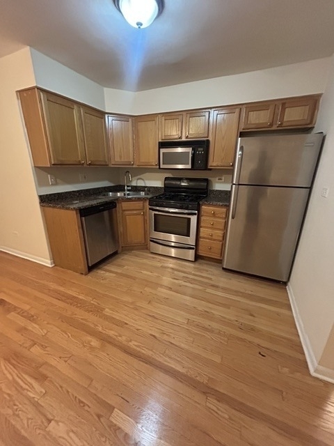 4056 N California Avenue - Photo 3