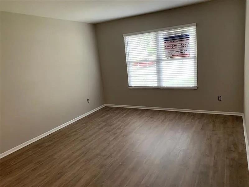 27 Matawan Circle Se - Photo 9