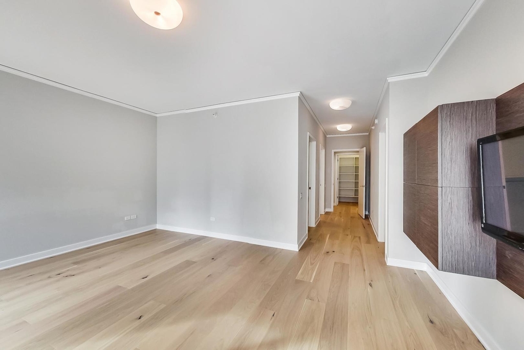 198 N Park Drive - Photo 10