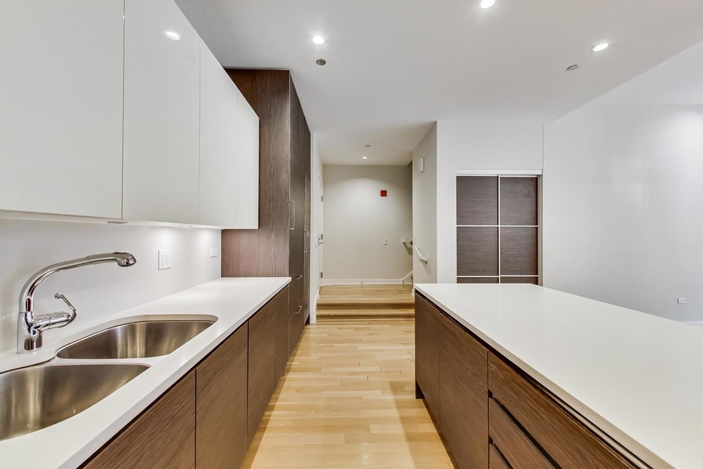 198 N Park Drive - Photo 12