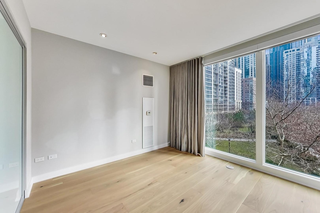 198 N Park Drive - Photo 15