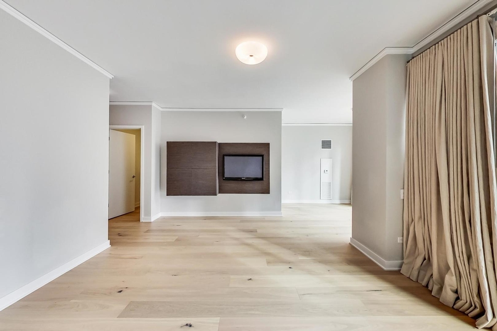 198 N Park Drive - Photo 9