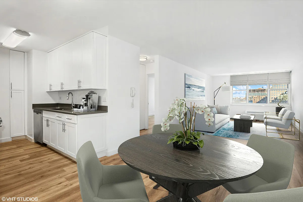 375 South End Avenue, Unit 29m - Photo 0