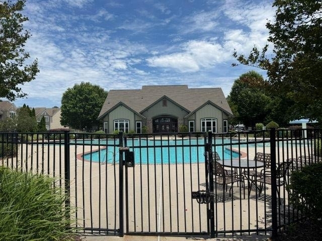 2068 Executive Drive - Photo 10