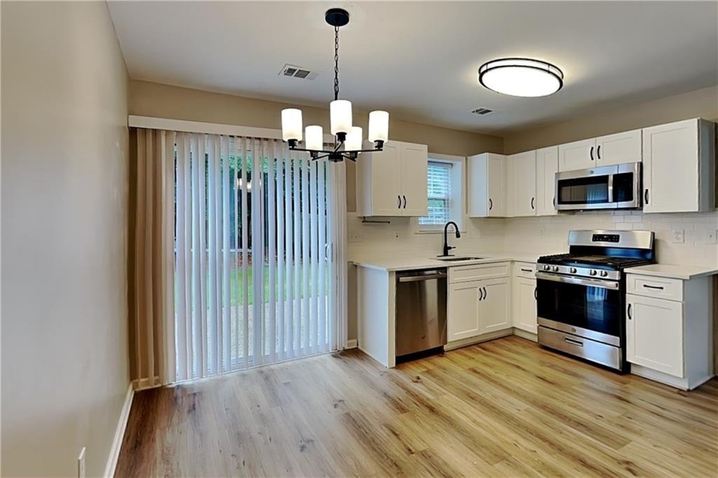 2250 Winthrope Way Drive - Photo 4