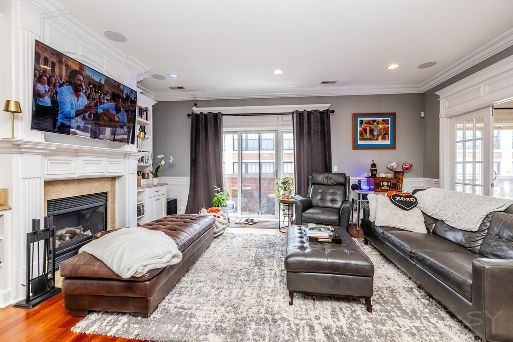 2540 W Diversey Avenue - Photo 4