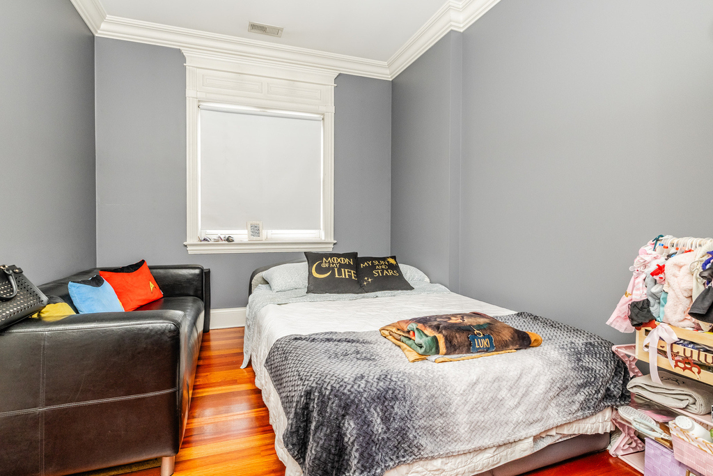 2540 W Diversey Avenue - Photo 10