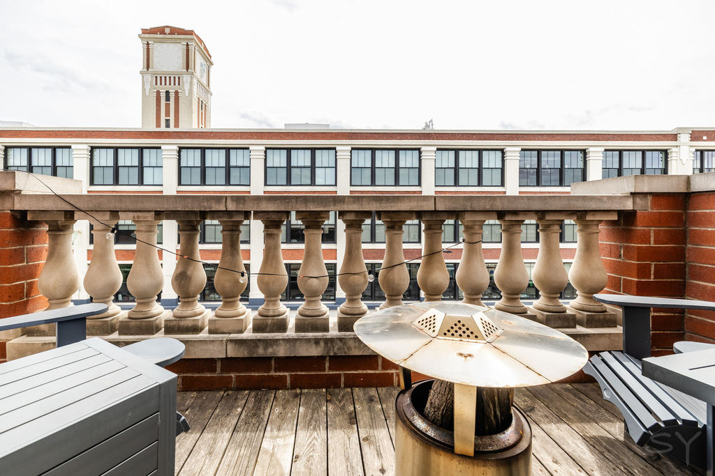 2540 W Diversey Avenue - Photo 9