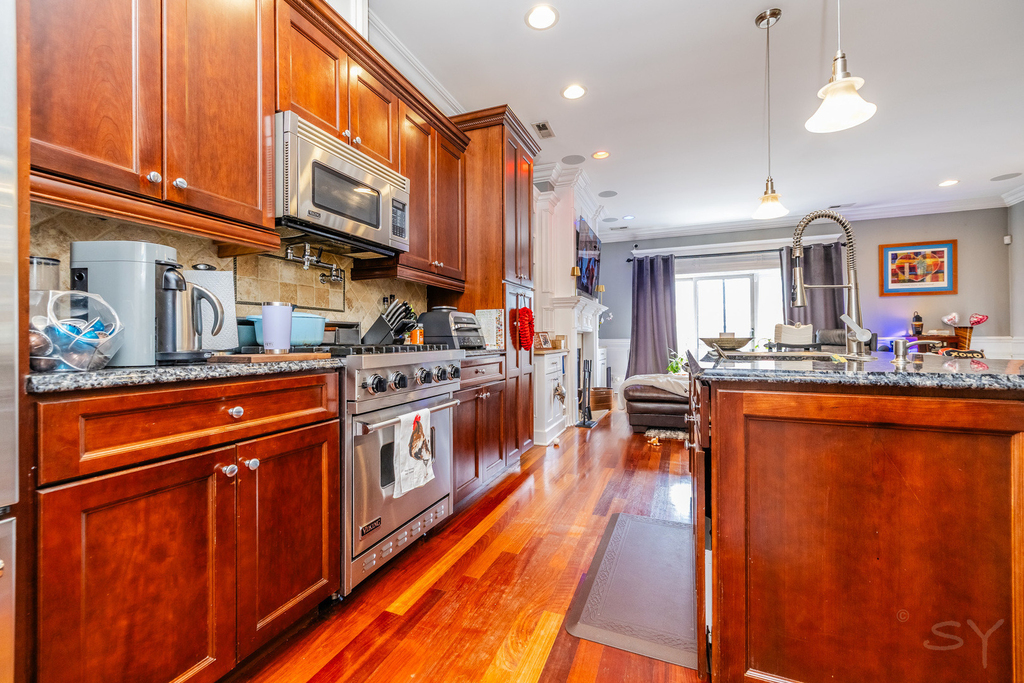 2540 W Diversey Avenue - Photo 22