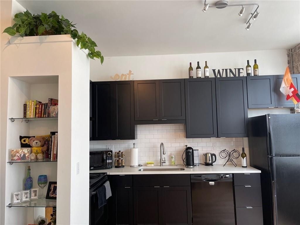 800 Peachtree Street - Photo 0