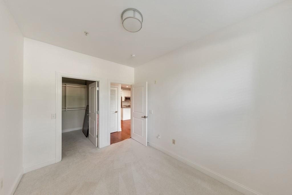 901 Abernathy Road Ne - Photo 17